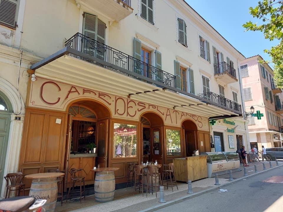 Appartement T4 Tres Bien Situe Et Climatise L'Ile-Rousse  Bagian luar foto